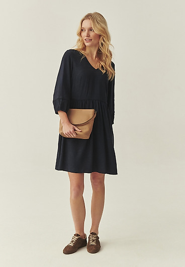 HAFTOWANA SUKIENKA Z WISKOZY - TIKATA 1 HAFTOWANA SUKIENKA Z WISKOZY - TIKATA 1