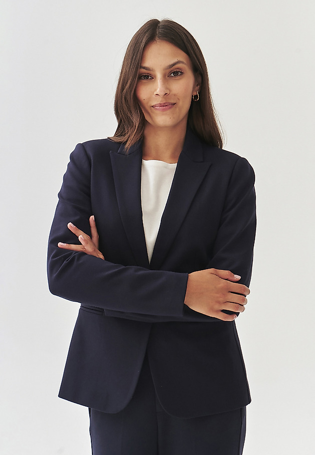 CLASSIC LADIES' KNITTED JACKET - KAREMA 2 CLASSIC LADIES' KNITTED JACKET - KAREMA 2 GRANATOWY 1