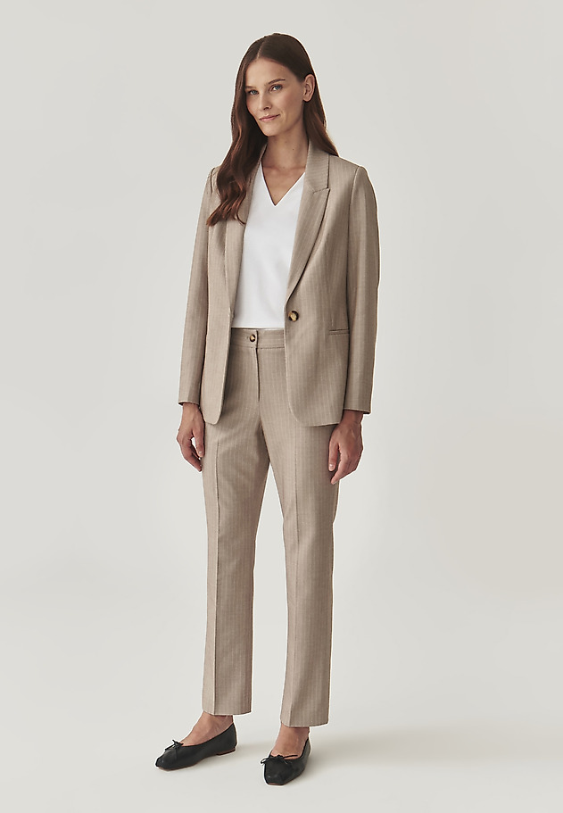 CLASSIC LADIES’ TROUSERS IN VERTICAL STRIPES - LATONI CLASSIC LADIES’ TROUSERS IN VERTICAL STRIPES - LATONI BEŻOWY 4