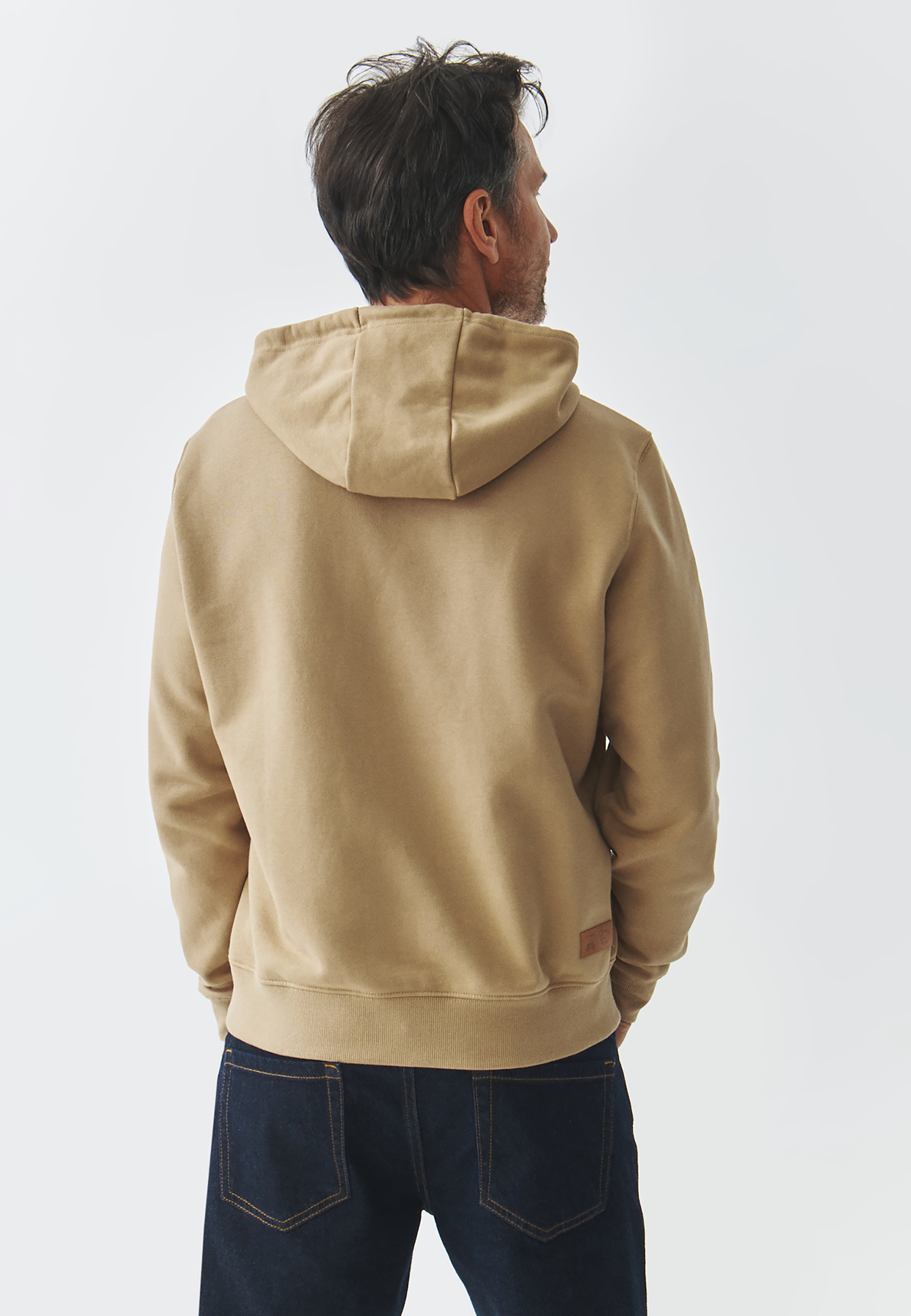 PÁNSKA ÚPLETOVÁ MIKINA S POTLAČOU MACKA UŠKA – OLEG BÉŽOVÁ 2