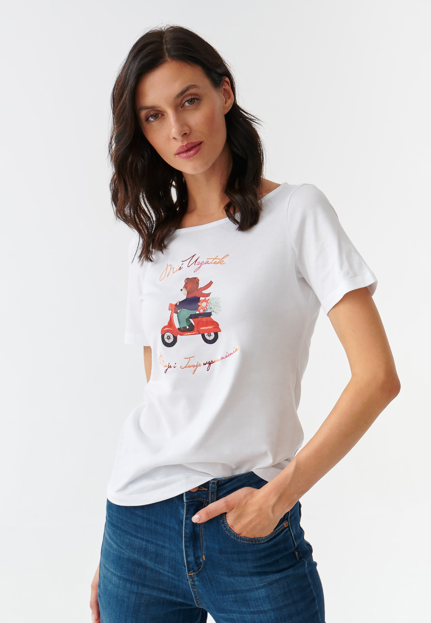 PRILAGOJENA ŽENSKA MAJICA S TEDDY MEDVEDKOM - MIKAJANA 1 BELA 2