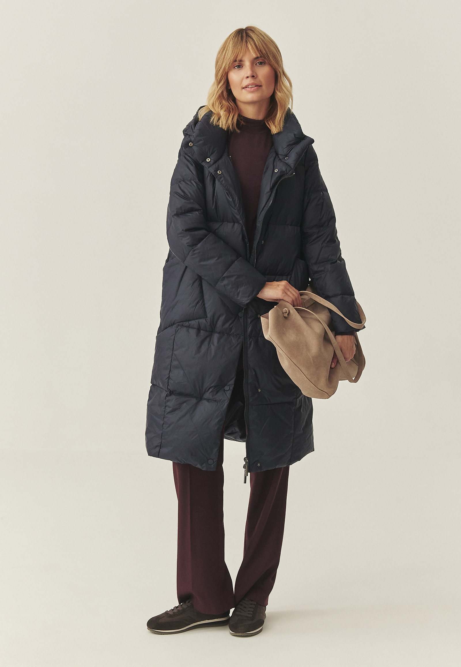 JACKETĂ SUBŢIRE CU GLUGA - MORENA JACKETĂ SUBŢIRE CU GLUGA - MORENA BLEUMARIN 116103