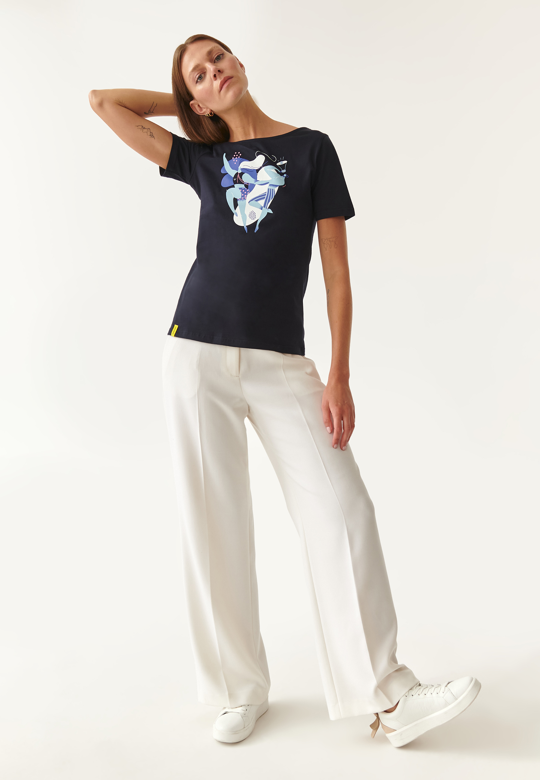 TALIOWANY T-SHIRT DAMSKI MIKAJANA 1 JS