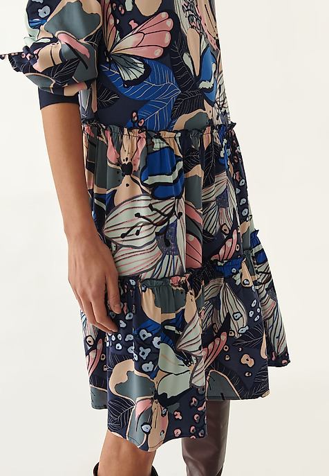 VOLNÉ ŠATY S POTISKEM EMRAMI VÍCEBAREVNÝ 2