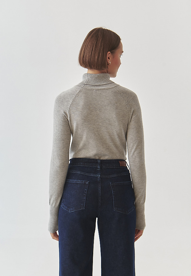 CLASSIC LADIES' TURTLENECK SWEATER - NEKOKI CLASSIC LADIES' TURTLENECK SWEATER - NEKOKI SZARY 3