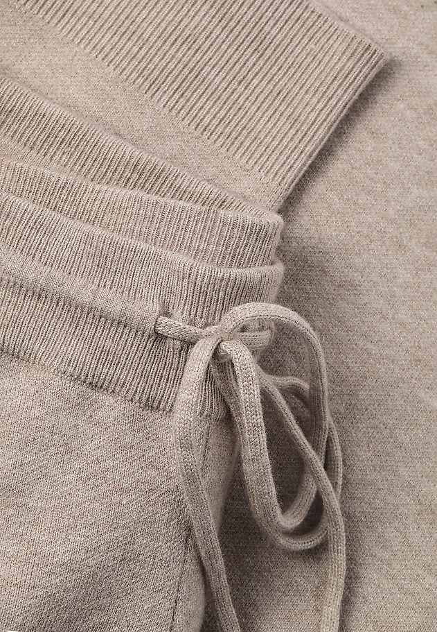 DÁMSKÉ ÚPLETOVÉ KALHOTY VE STYLU TEPLÁKŮ PILOMI DÁMSKÉ ÚPLETOVÉ KALHOTY VE STYLU TEPLÁKŮ PILOMI ŠEDÁ 7