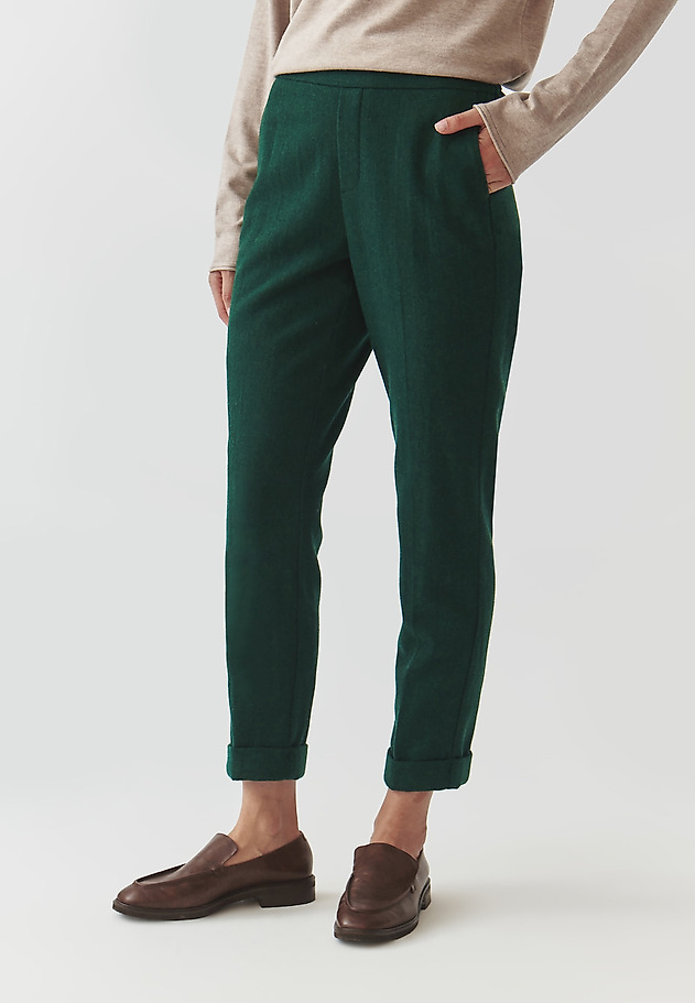 LADIES' HERRINGBONE FABRIC TROUSERS WITH CUFF — LILO 2 LADIES' HERRINGBONE FABRIC TROUSERS WITH CUFF — LILO 2 ZIELONY 4
