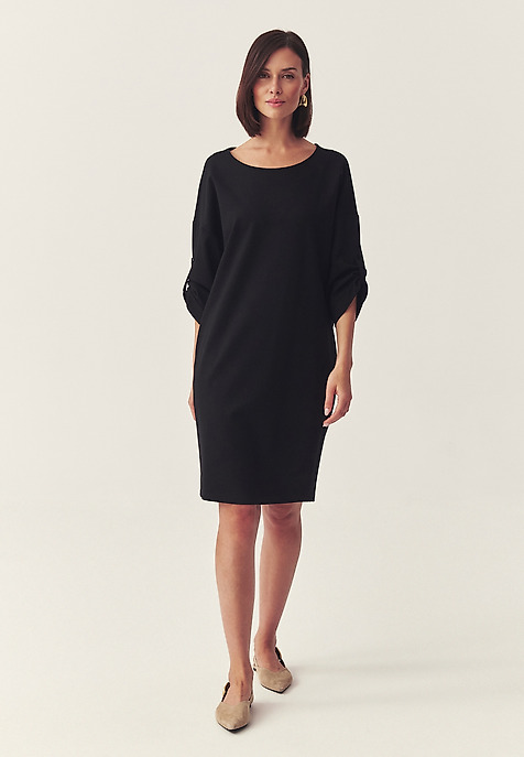 KRÓTKA SUKIENKA O KROJU BECZKI - IVIKI KRÓTKA SUKIENKA O KROJU BECZKI - IVIKI