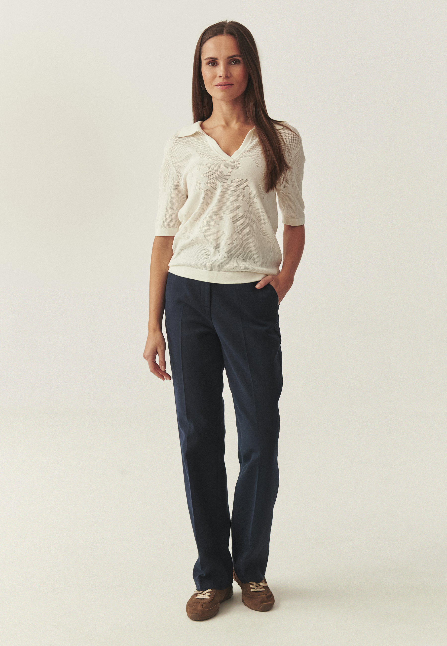 PLETENÁ BLŮZA S KRAKOVANÝM VZOREM - ZURRA BÍLÁ 2