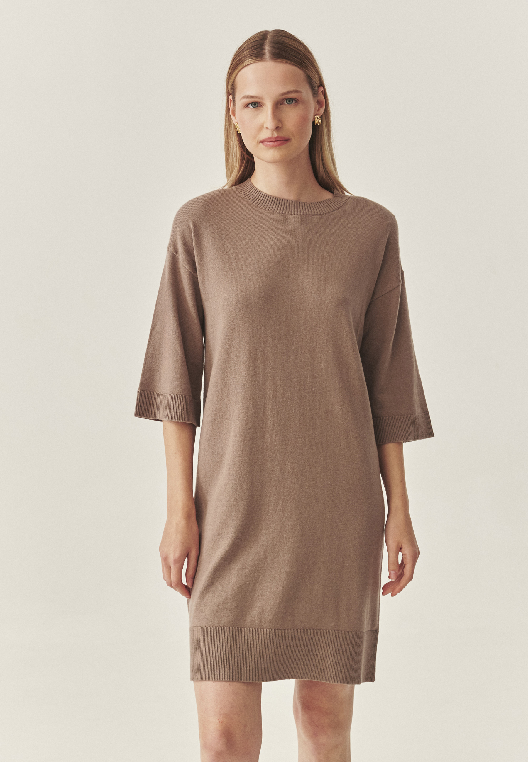 OBLEKA S ŠIROKIMI ROKAVI IZ BOMBAŽNE PREJE - GLEN BEŽ 2