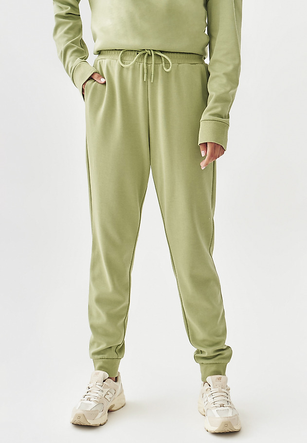 LADIES' KNITTED TROUSERS WITH RIBBED WAISTBAND - SENTI 1 LADIES' KNITTED TROUSERS WITH RIBBED WAISTBAND - SENTI 1 ZIELONY 4
