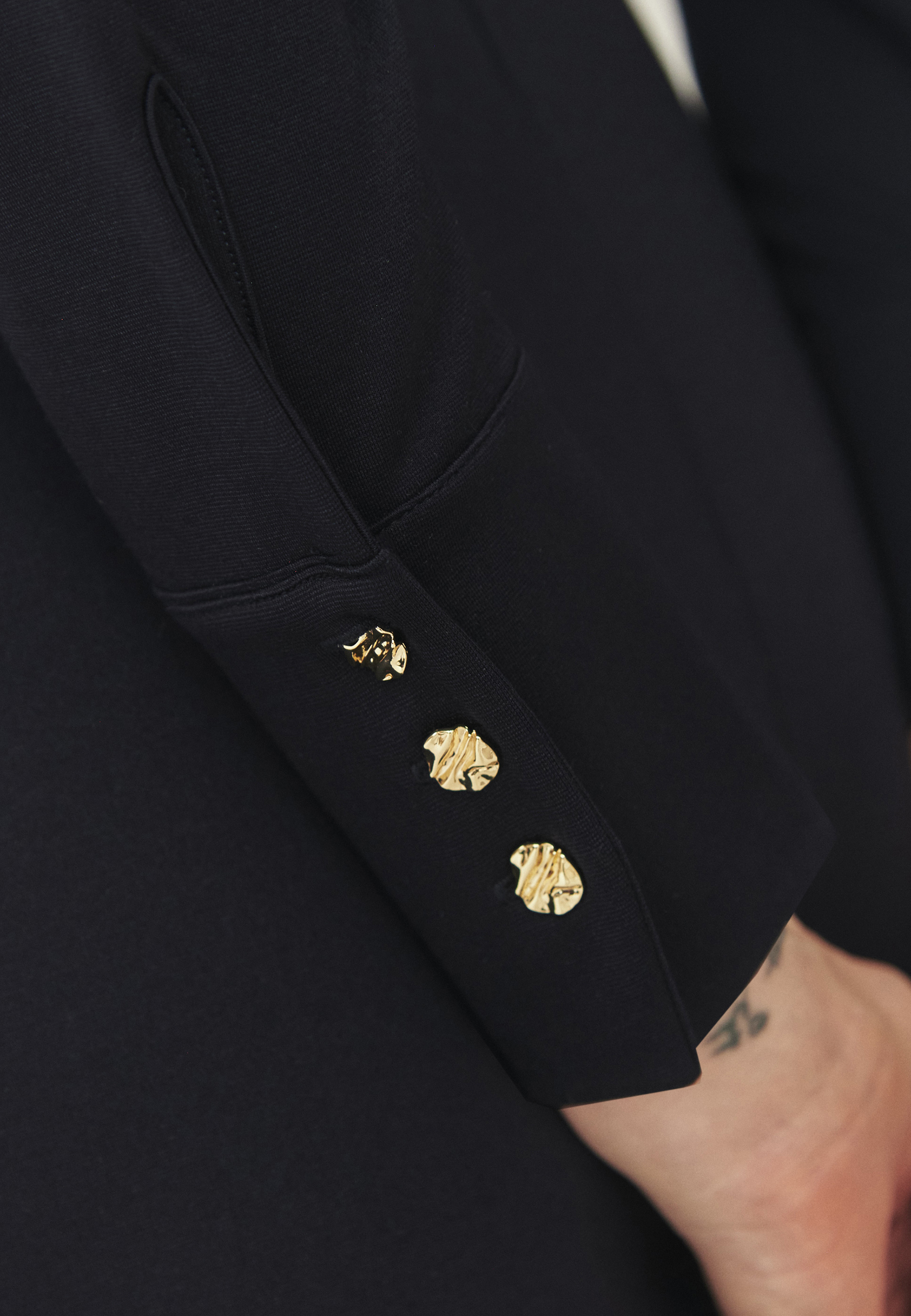 SUKIENKA MIDI Z PASKIEM - BOMI GRANATOWY 2