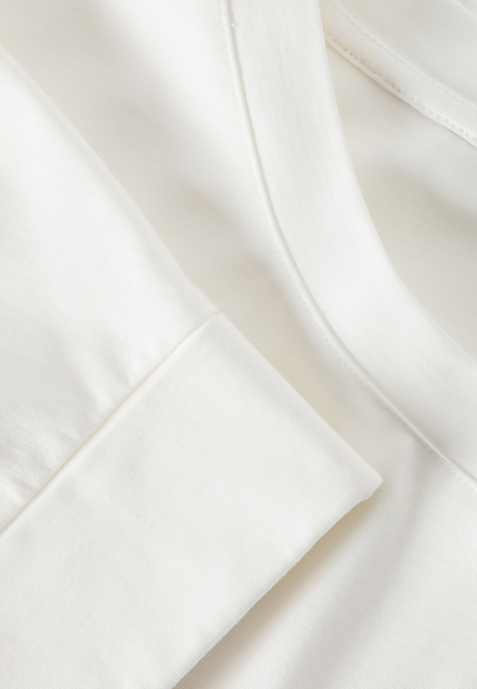 BLUZA ŠKATLASTEGA KROJA - BOW BLUZA ŠKATLASTEGA KROJA - BOW ECRU 104573