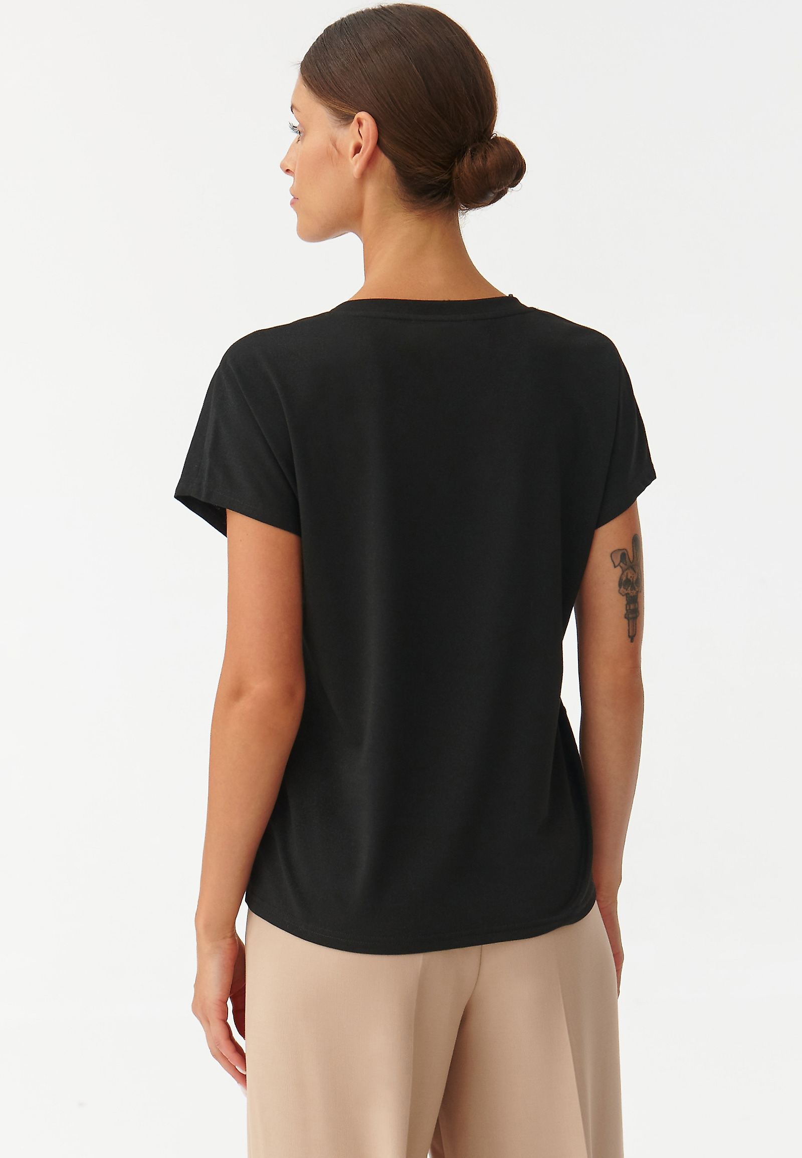 DÁMSKA BLÚZKA Z METALICKEJ PLETENINY NIRA DÁMSKA BLÚZKA Z METALICKEJ PLETENINY NIRA ČIERNA 92503