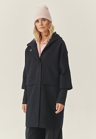 WEŁNIANY PŁASZCZ Z KAPTUREM - IWANIA WEŁNIANY PŁASZCZ Z KAPTUREM - IWANIA