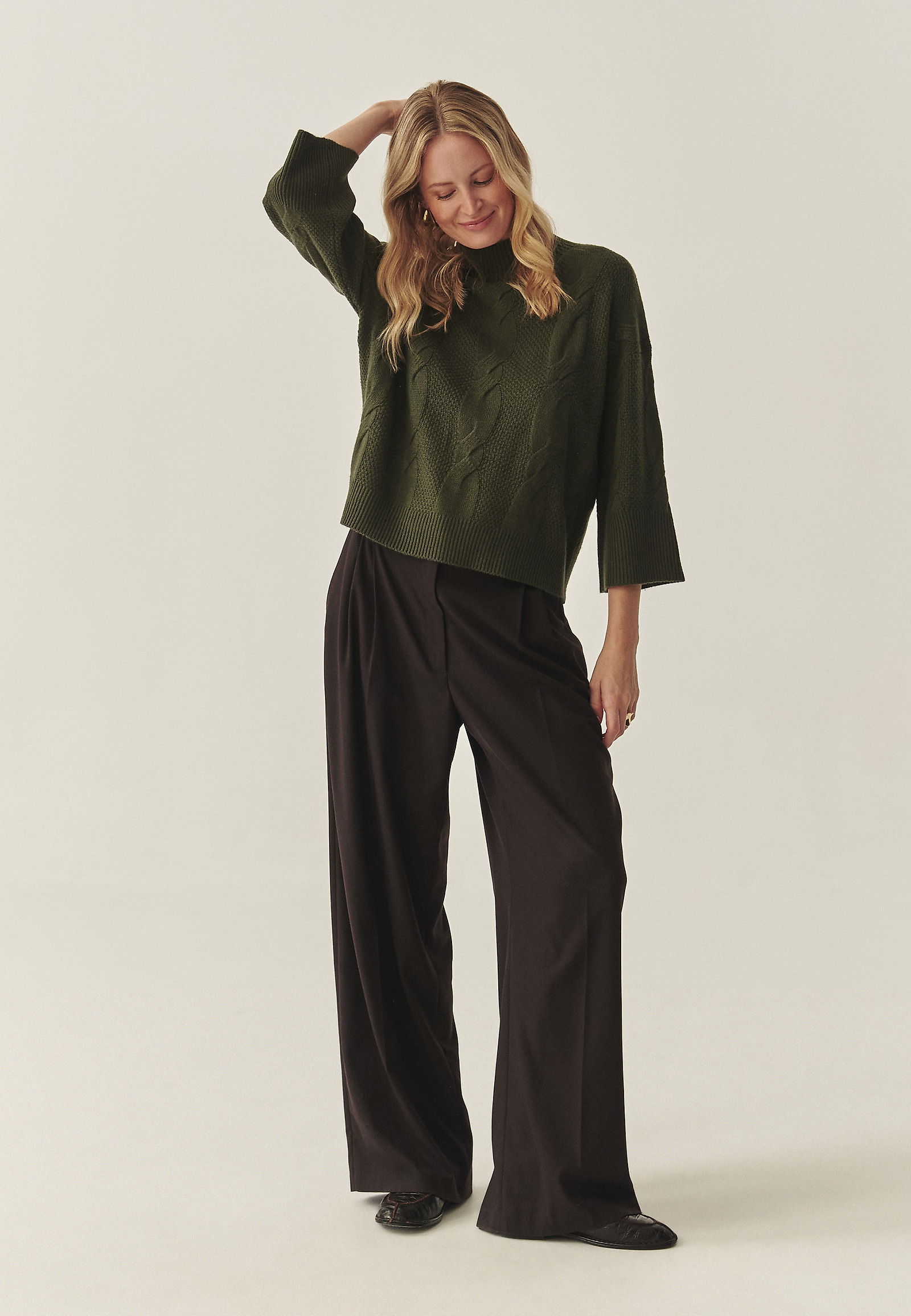 CASUALOWY SWETER Z KASZMIREM - WILLMA CASUALOWY SWETER Z KASZMIREM - WILLMA ZIELONY 117739