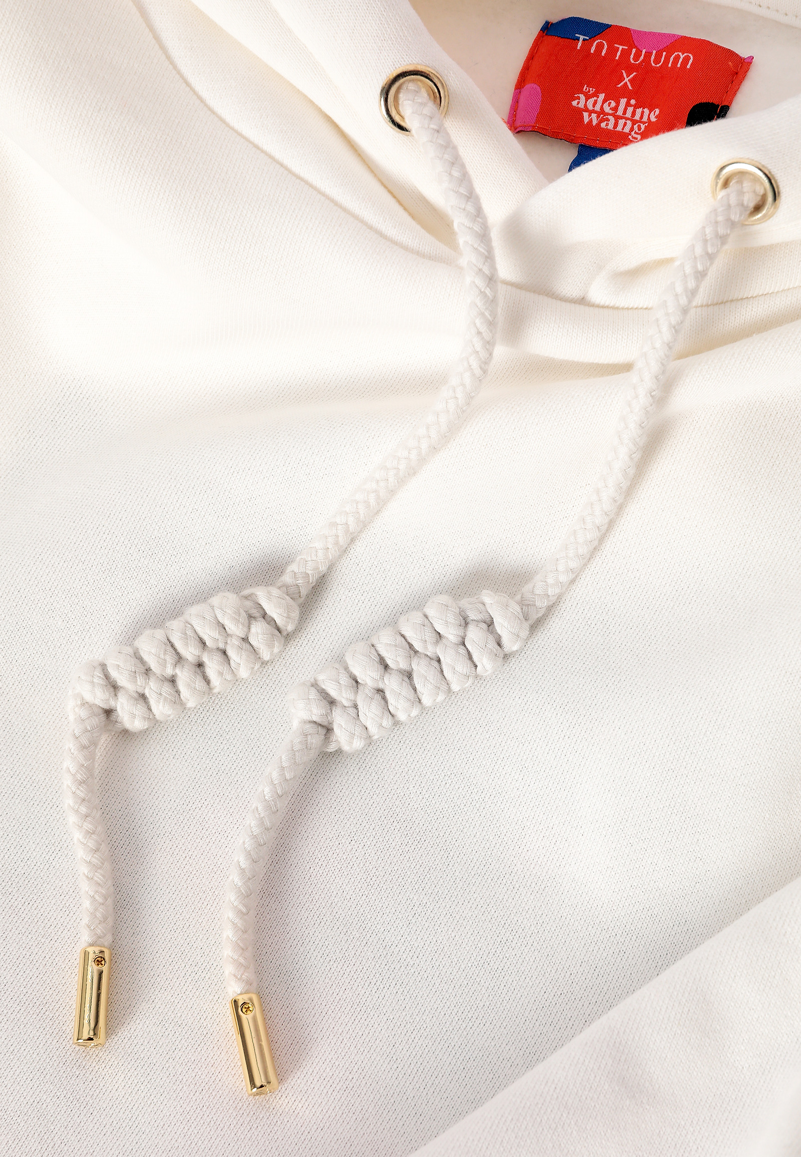 HAFTOWANA BLUZA Z KAPTUREM - ADENA 2 HAFTOWANA BLUZA Z KAPTUREM - ADENA 2 ECRU 116639