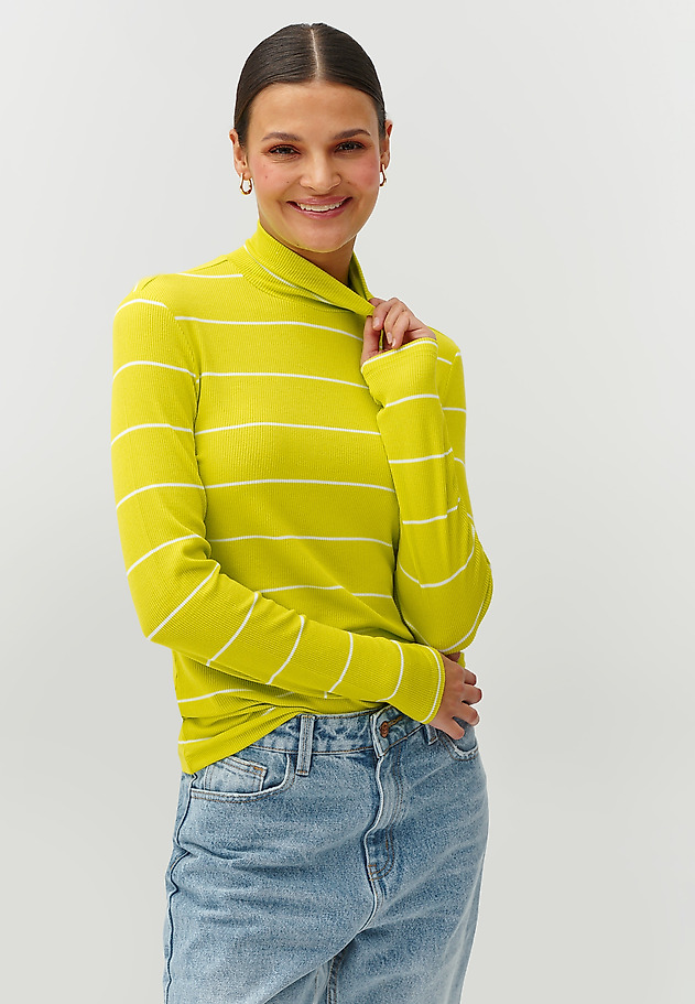ŽENSKA ČRTASTA BLUZA S POLVRATOM - GOLTIKA 1 ŽENSKA ČRTASTA BLUZA S POLVRATOM - GOLTIKA 1 ZELENA 6