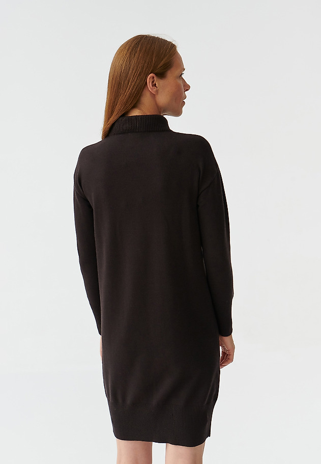 LADIES’ DRESS WITH LONG SLEEVE AND TURTLENECK ELISA LADIES’ DRESS WITH LONG SLEEVE AND TURTLENECK ELISA BRĄZOWY 3