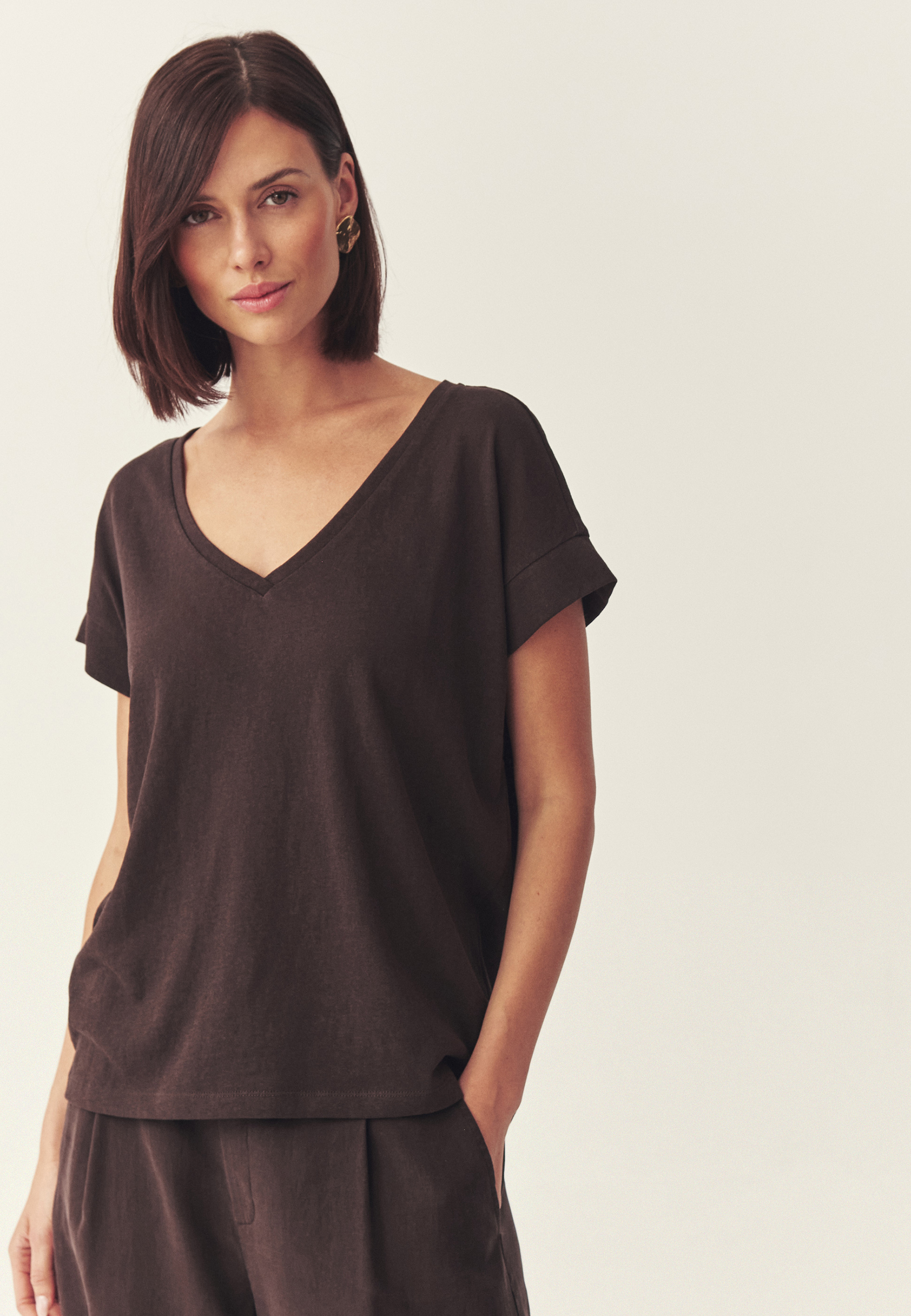 VOĽNÁ BAVLNENÁ BLÚZKA – DALIS HNEDÁ 2