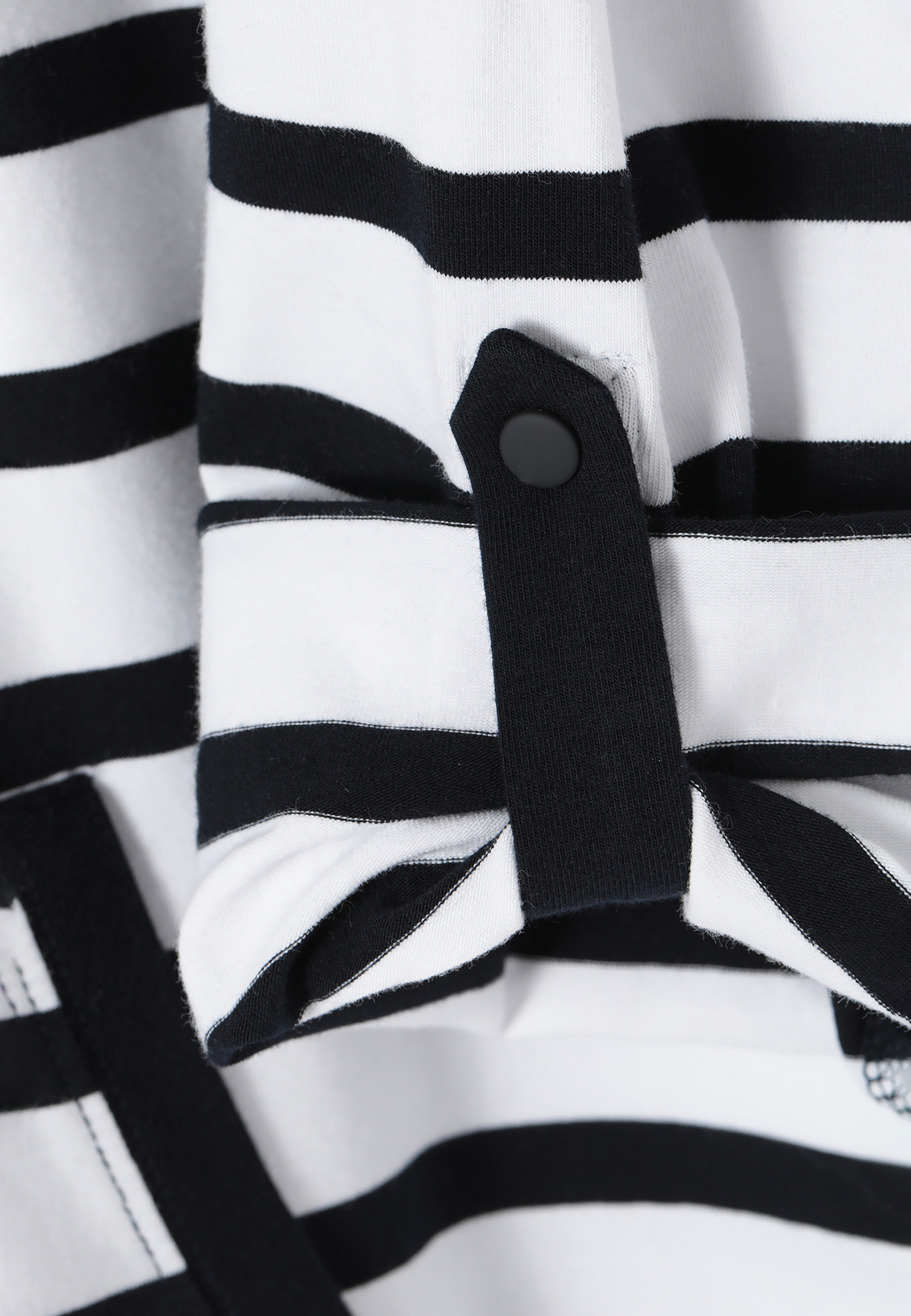 LADIES' STRIPED SWEATSHIRT WITH A HOOD ZINA