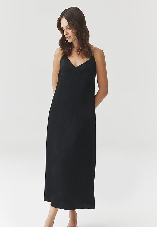 SATIN MIDI DRESS — MEI SATIN MIDI DRESS — MEI CZARNY 3