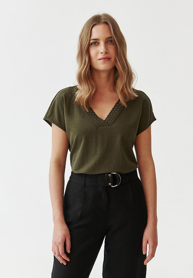 LADIES’ BLOUSE WITH V-SHAPED NECKLINE - KALSA LADIES’ BLOUSE WITH V-SHAPED NECKLINE - KALSA KHAKI 3