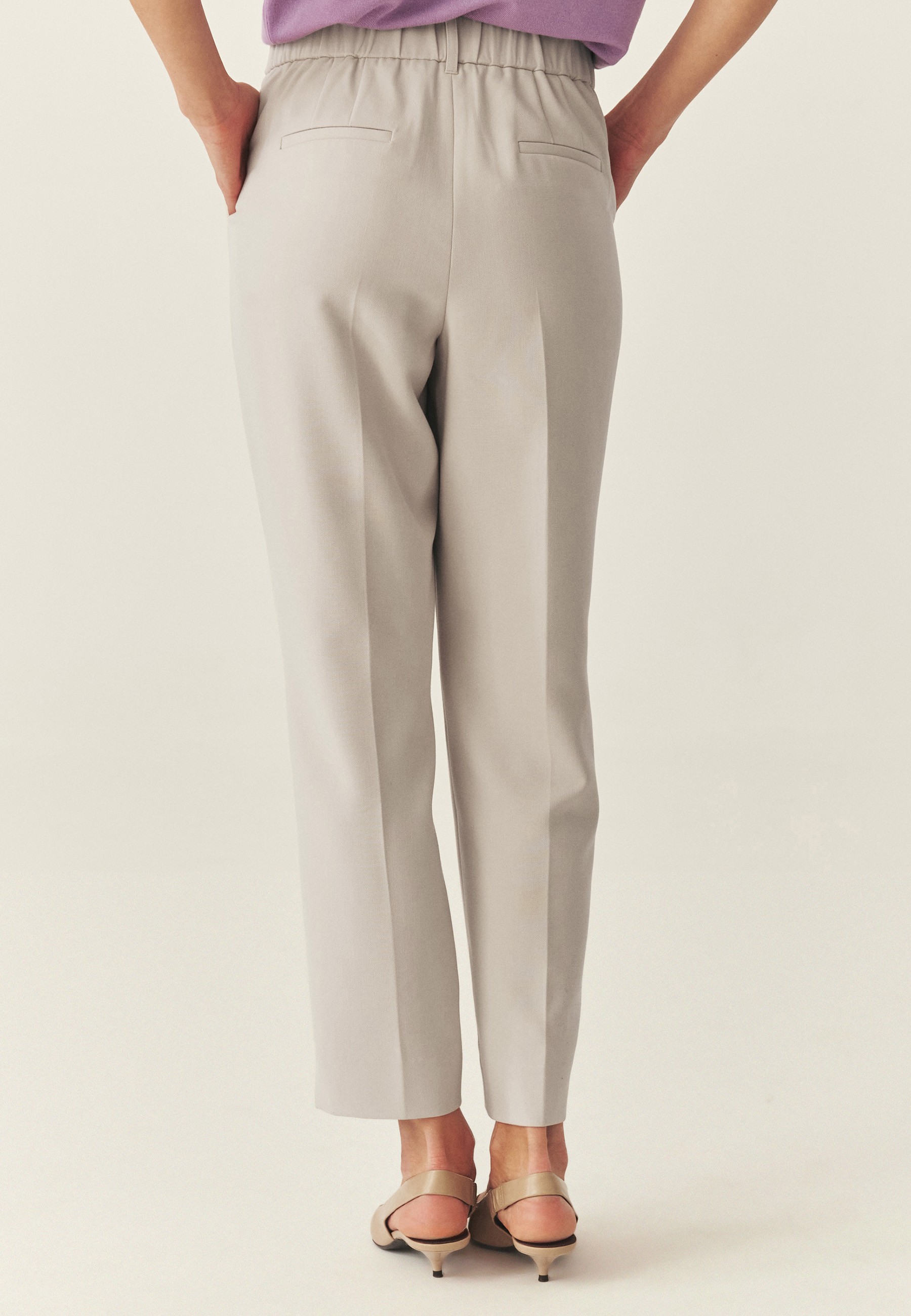 GARNITUROWE SPODNIE Z PROSTĄ NOGAWKĄ - KOLIA 7 BEŻOWY 2