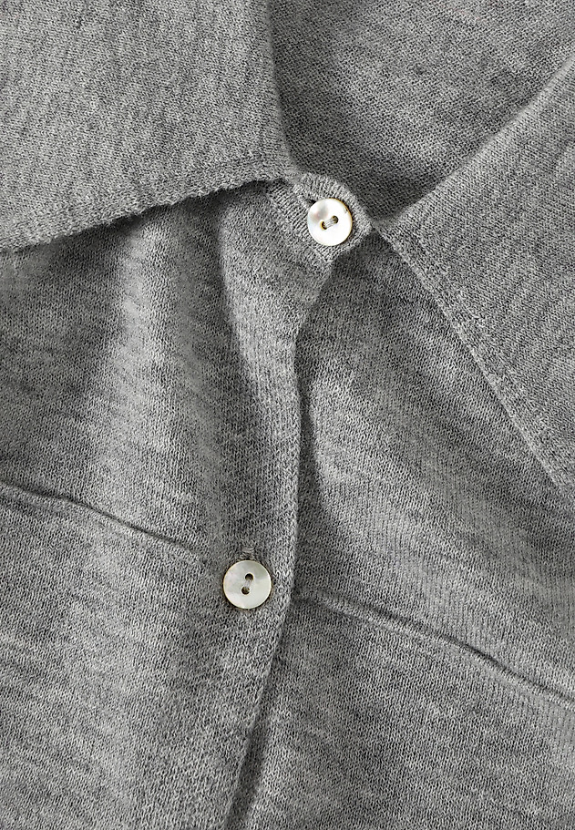 LADIES’ KNITTED WOOL SHIRT - ELARA LADIES’ KNITTED WOOL SHIRT - ELARA SZARY 8