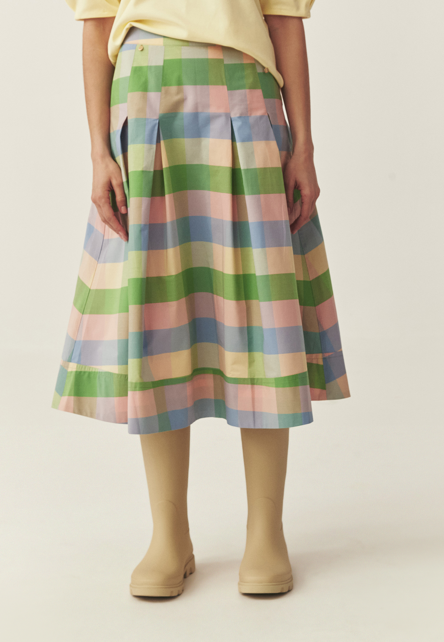 BAVLNĚNÁ SUKNĚ S PASTELOVÝM KOSTKOVANÝM VZOREM – TAFTIKO 3
