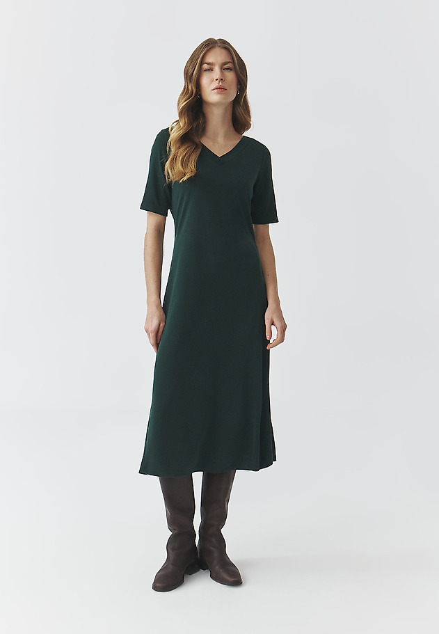KNITTED MIDI DRESS WITH SHORT SLEEVES — ARIA 1 KNITTED MIDI DRESS WITH SHORT SLEEVES — ARIA 1 ZIELONY 2