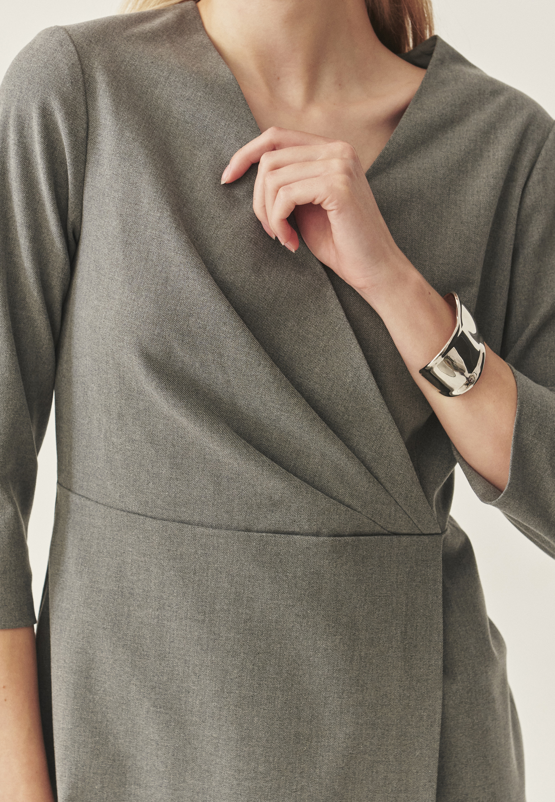 ROCHIE DE DAMĂ, DIN ȚESĂTURĂ CU CROIALĂ TIP CREION - BOTA GRI 2