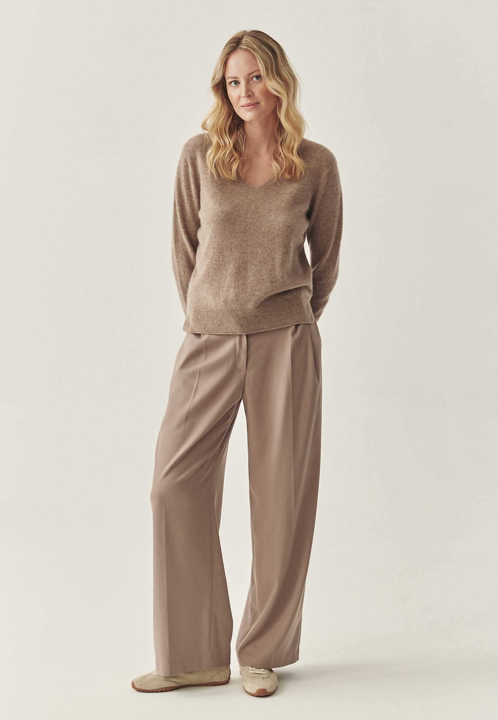 KASZMIROWY SWETER - ANISTON KASZMIROWY SWETER - ANISTON BEŻOWY 117466