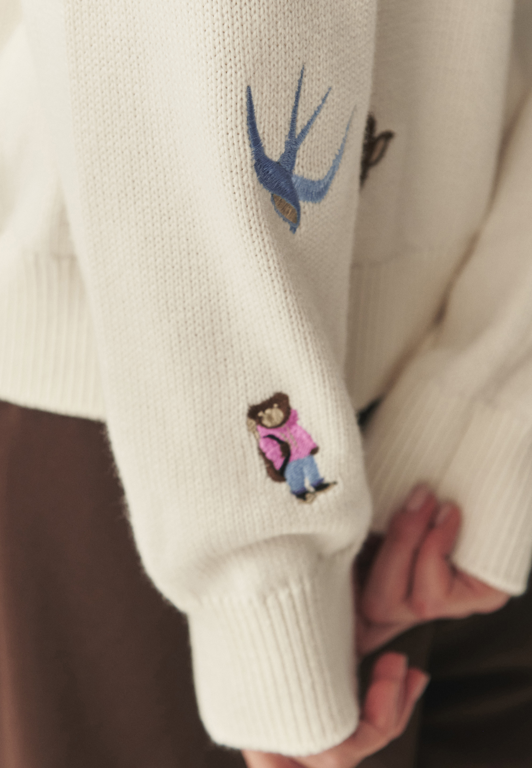 HAFTOWANY SWETER Z BAWEŁNĄ - CHER BEŻOWY 2