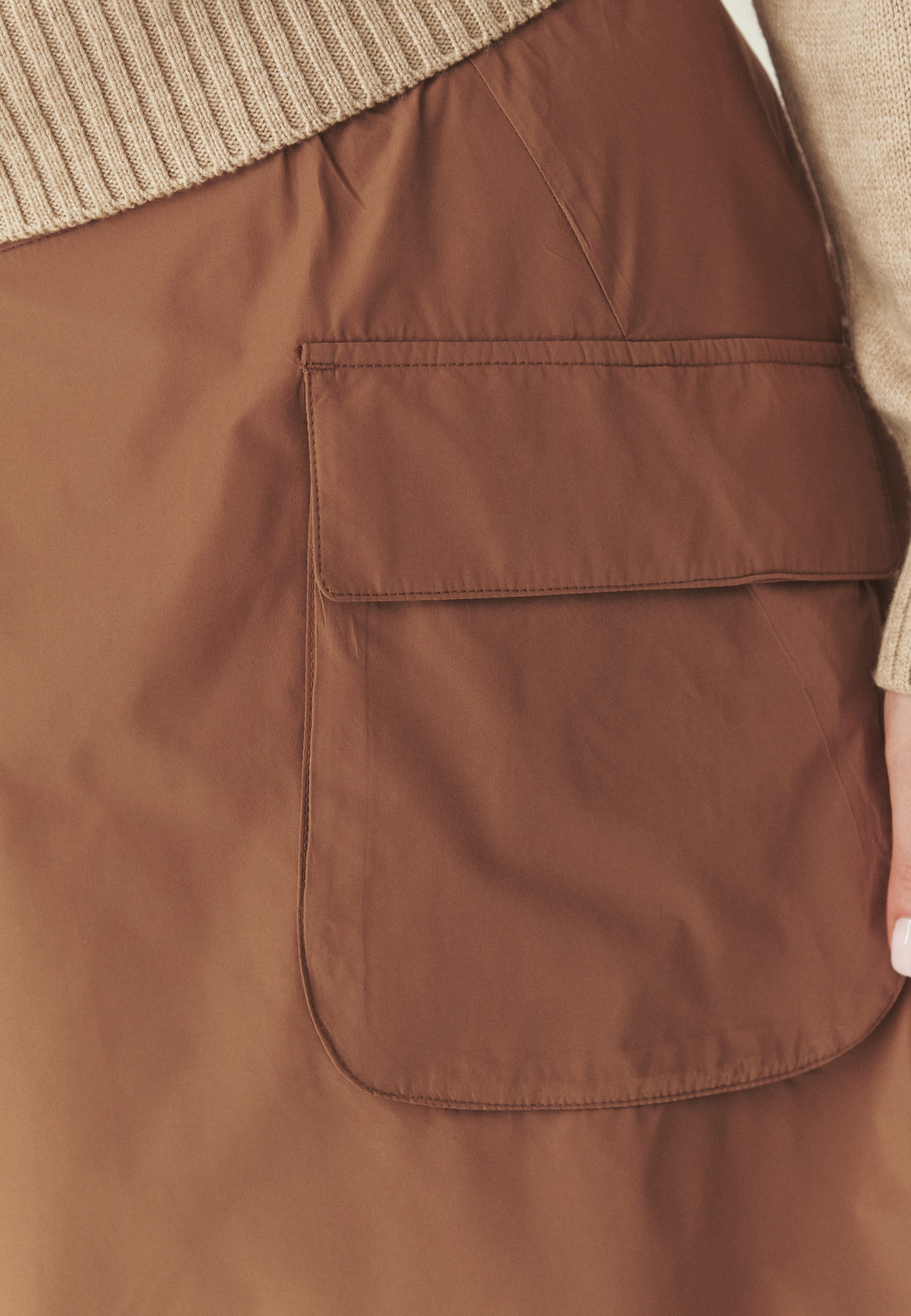 TKANINOWA SPÓDNICA CARGO — KONI BEŻOWY 2