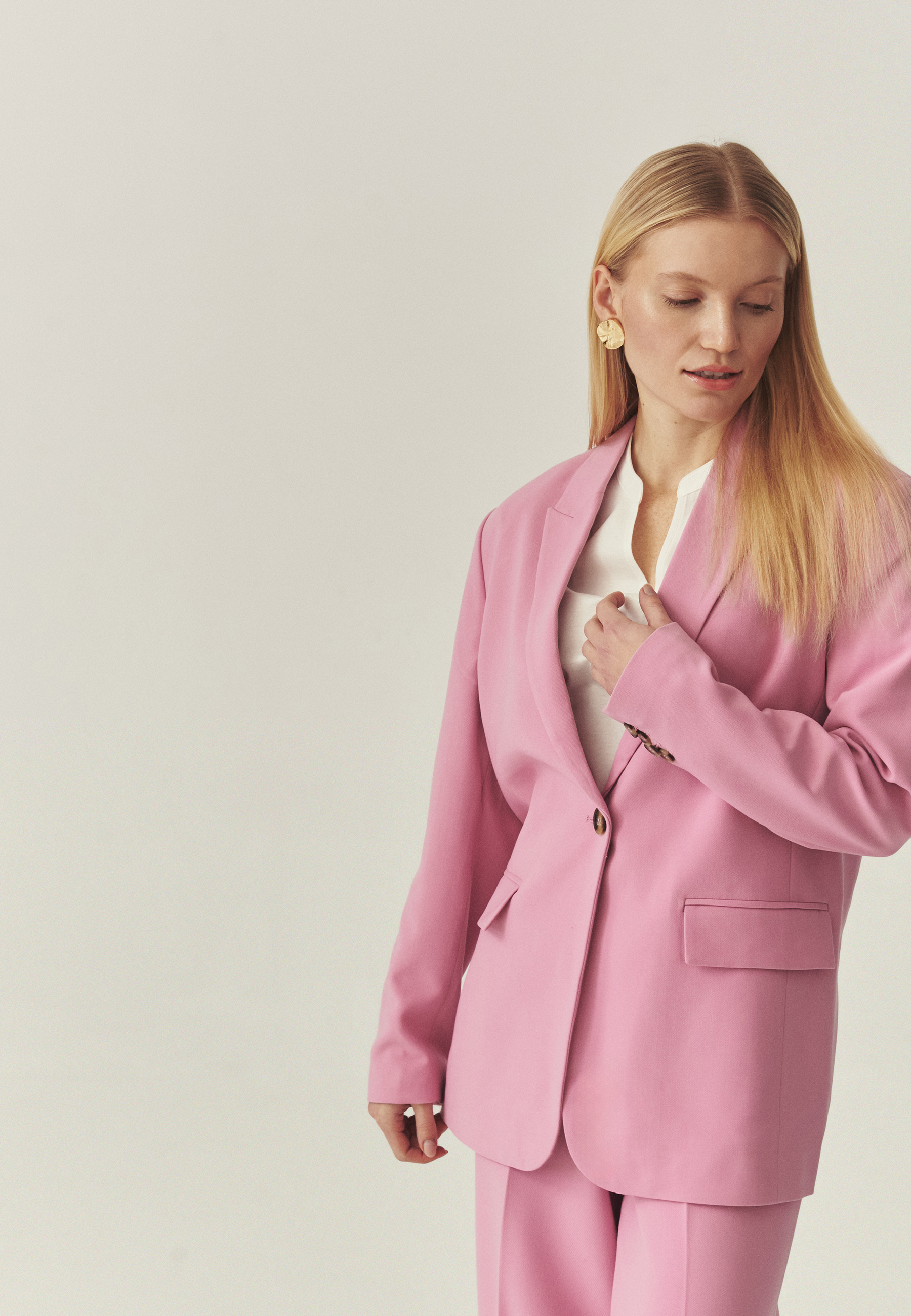 OVERSIZOWY ŻAKIET — SEKORKI RÓŻOWY 2