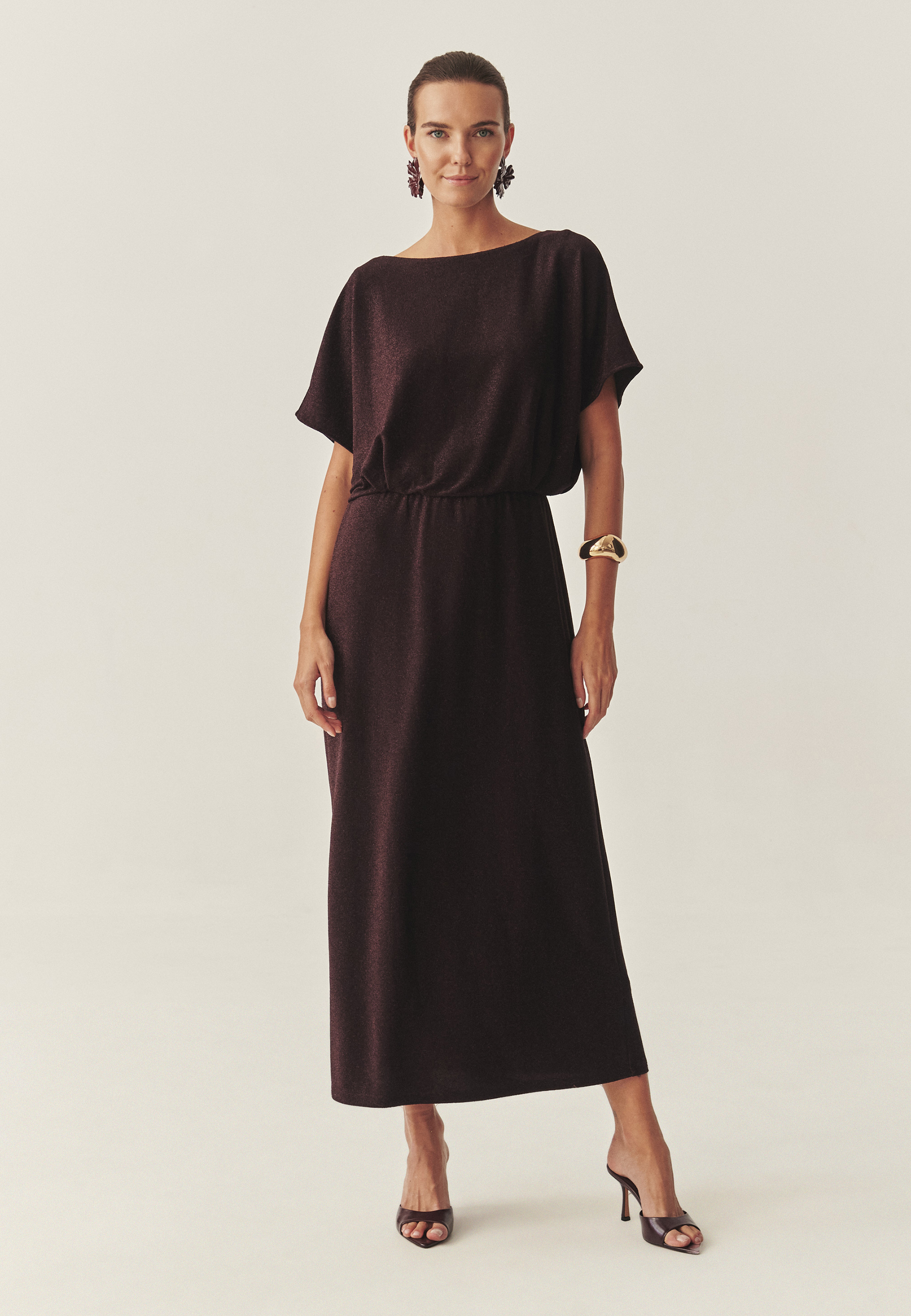 DŁUGA SUKIENKA Z METALICZNYM POŁYSKIEM - KATIE