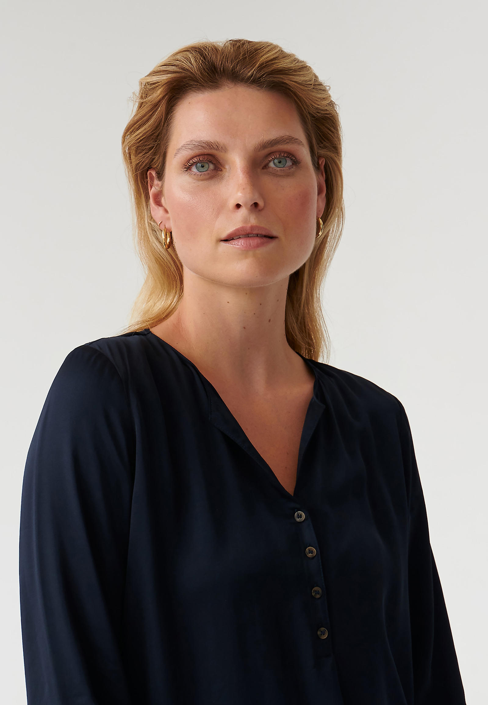 LADIES’ BLOUSE ISOLIKO LADIES’ BLOUSE ISOLIKO NAVY BLUE 90404