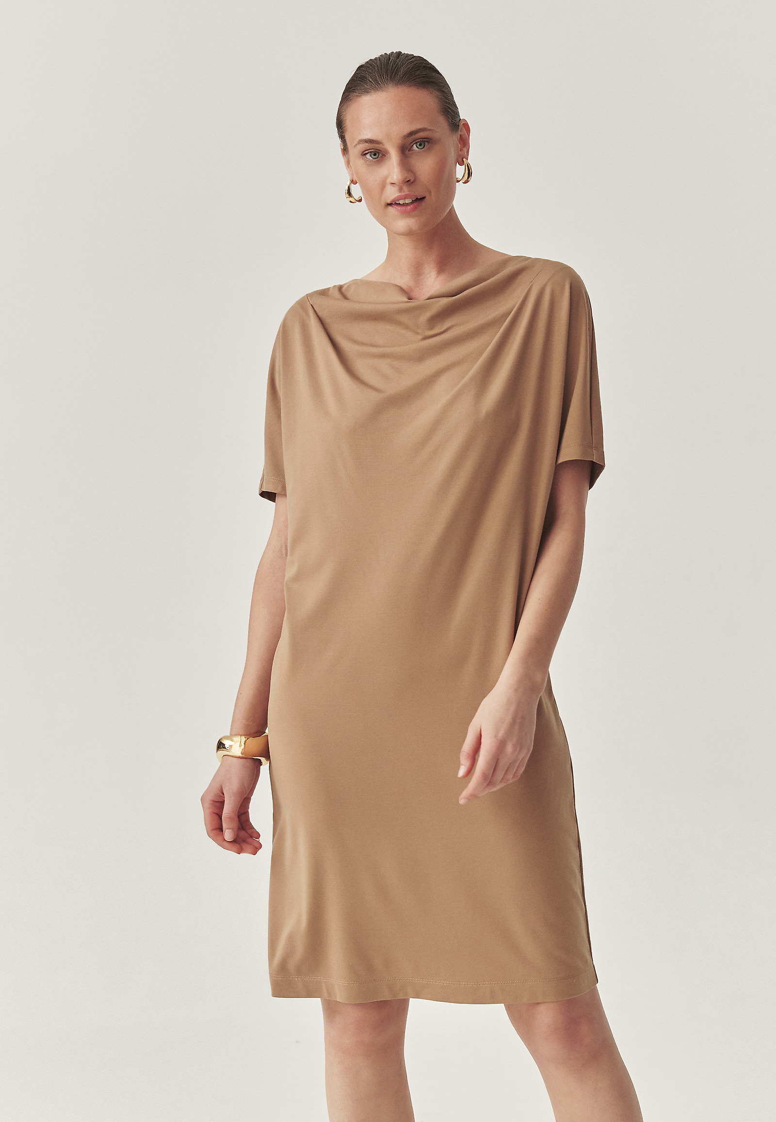 KNITTED DRESS WITH A WEDGE NECKLINE - ZANAKA KNITTED DRESS WITH A WEDGE NECKLINE - ZANAKA BEIGE 114908
