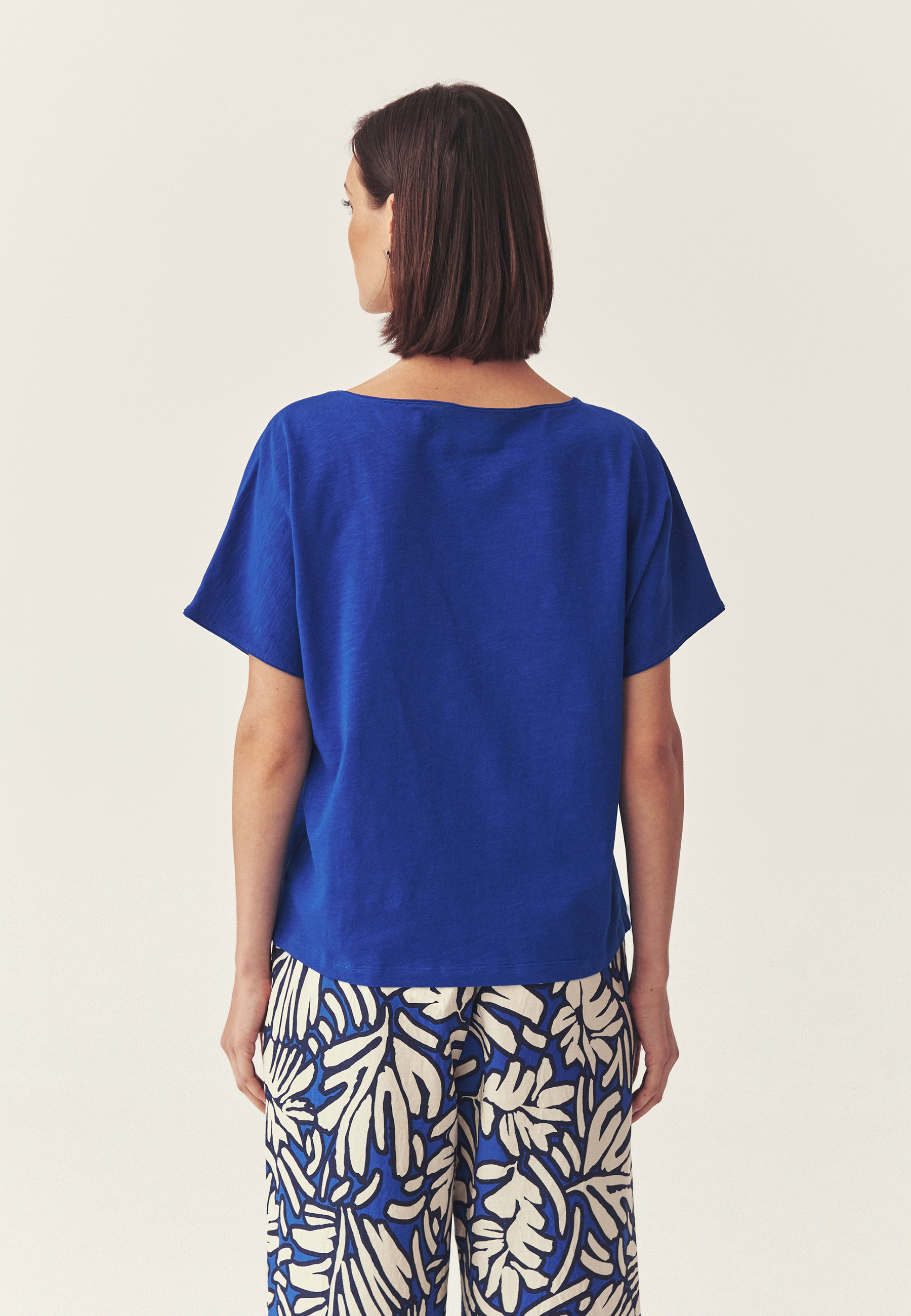 DÁMSKE BAVLNENÉ TRIČKO – OKONOS MODRÁ 2