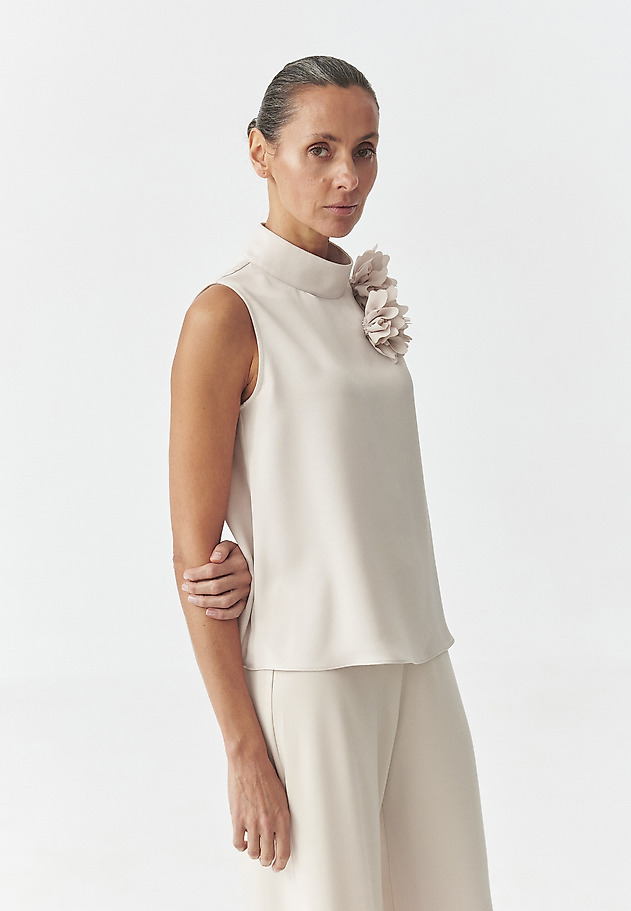 WOVEN BLOUSE WITH FLORAL MOTIF — FLORIANA WOVEN BLOUSE WITH FLORAL MOTIF — FLORIANA BEŻOWY 1