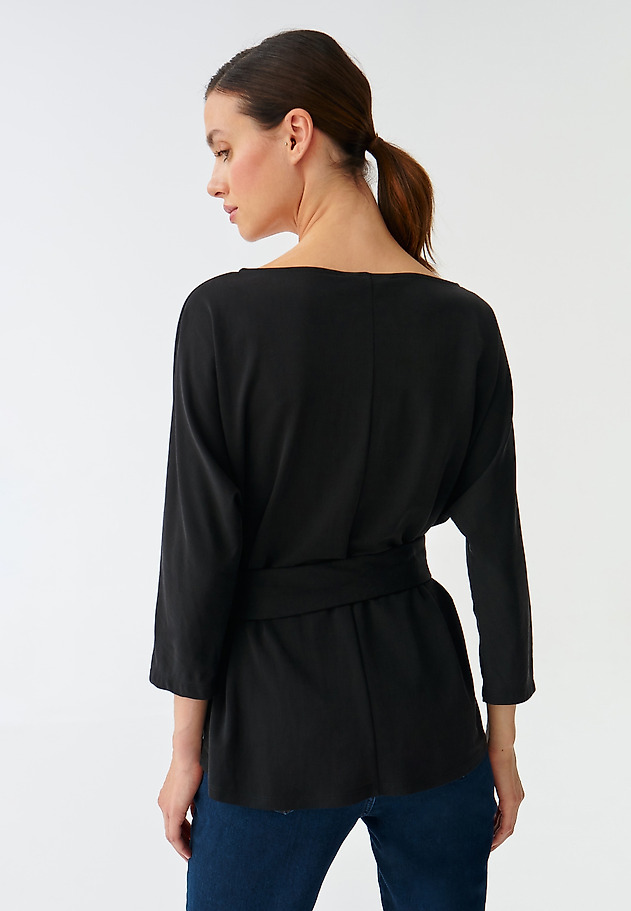 LADIES’ TIED-UP BLOUSE SZELO LADIES’ TIED-UP BLOUSE SZELO BLACK 3