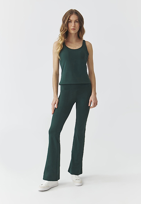 DZIANINOWE SPODNIE DAMSKIE FLARE — OLIS DZIANINOWE SPODNIE DAMSKIE FLARE — OLIS