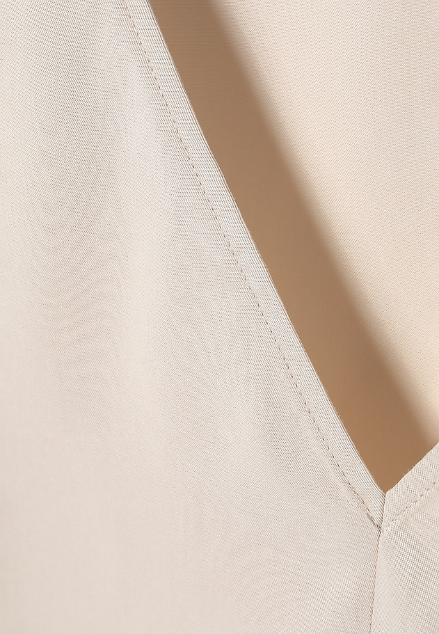 LADIES’ BLOUSE WITH V-SHAPED NECKLINE - SIRO LADIES’ BLOUSE WITH V-SHAPED NECKLINE - SIRO BEŻOWY 7