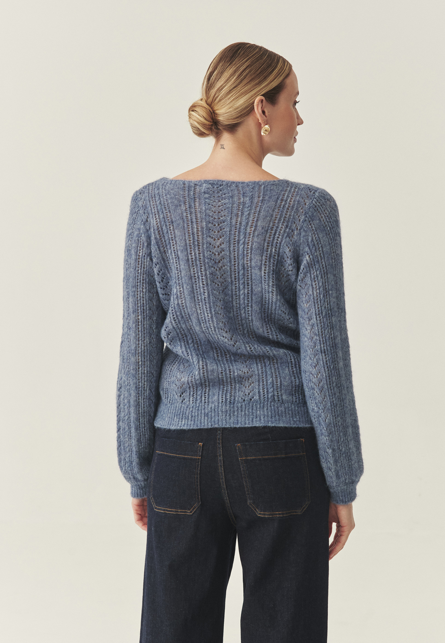 SWETER Z WEŁNĄ I MOHEREM - ELENI NIEBIESKI 2