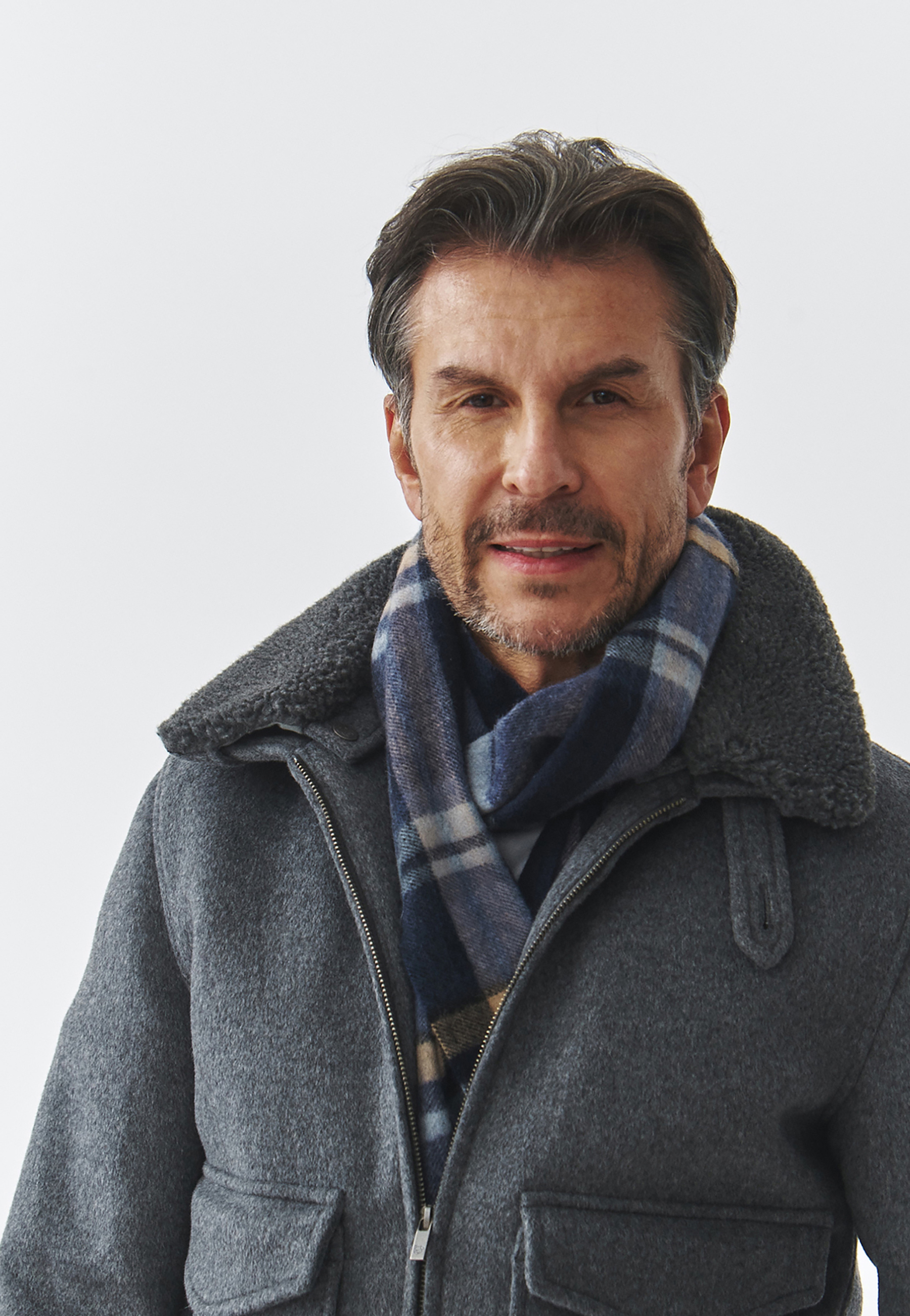 WEŁNIANY SZALIK MĘSKI W KRATĘ — JENS