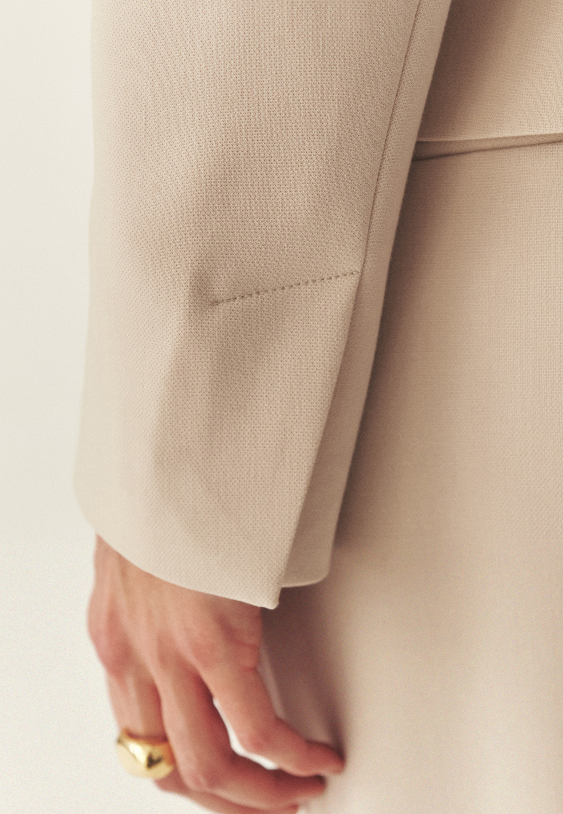 JACHETĂ SCURTĂ, CU NASTURE DECORATIV - MERTE GRI 2