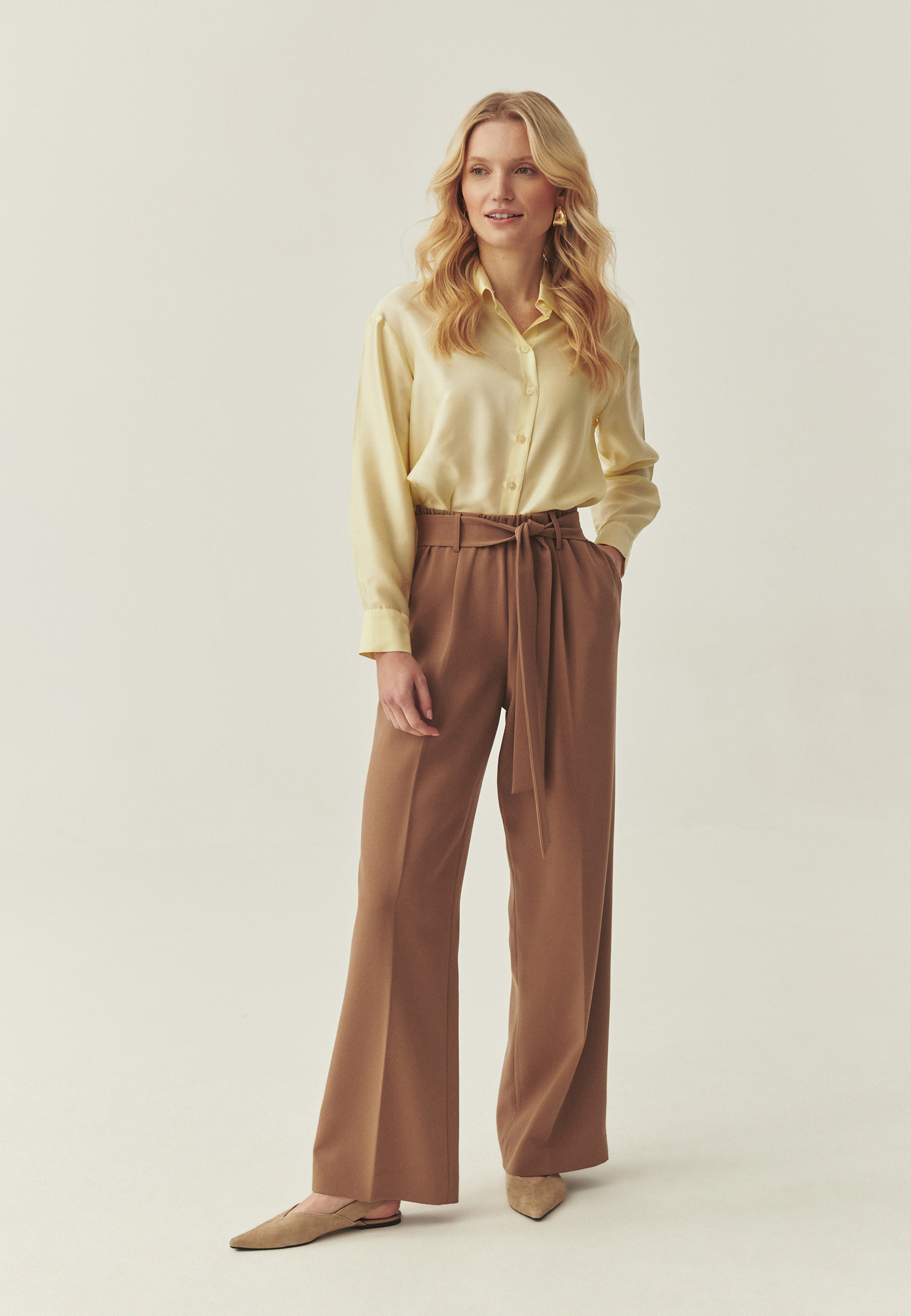 TKANINOWE SPODNIE Z ELASTYCZNĄ TALIĄ - ZORTE