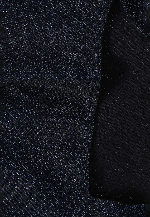 KLASYCZNY DAMSKI SWETER Z DEKOLTEM TYPU „V” I BŁYSZCZĄCĄ PRZĘDZĄ — FLARE KLASYCZNY DAMSKI SWETER Z DEKOLTEM TYPU „V” I BŁYSZCZĄCĄ PRZĘDZĄ — FLARE GRANATOWY 7