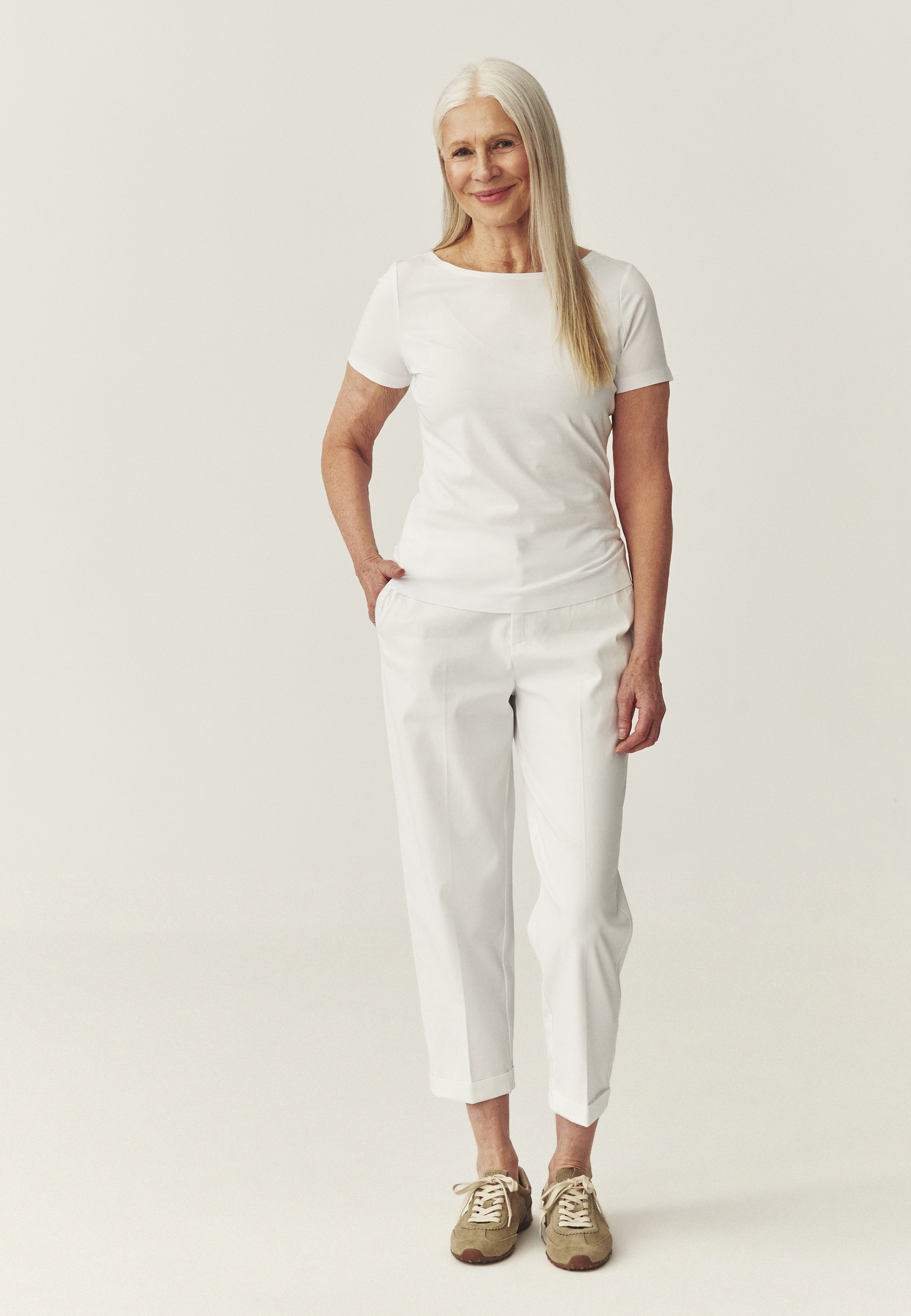 PŘILÉHAVÁ HALENKA S BAVLNOU – MIKAJA BÍLÁ 2